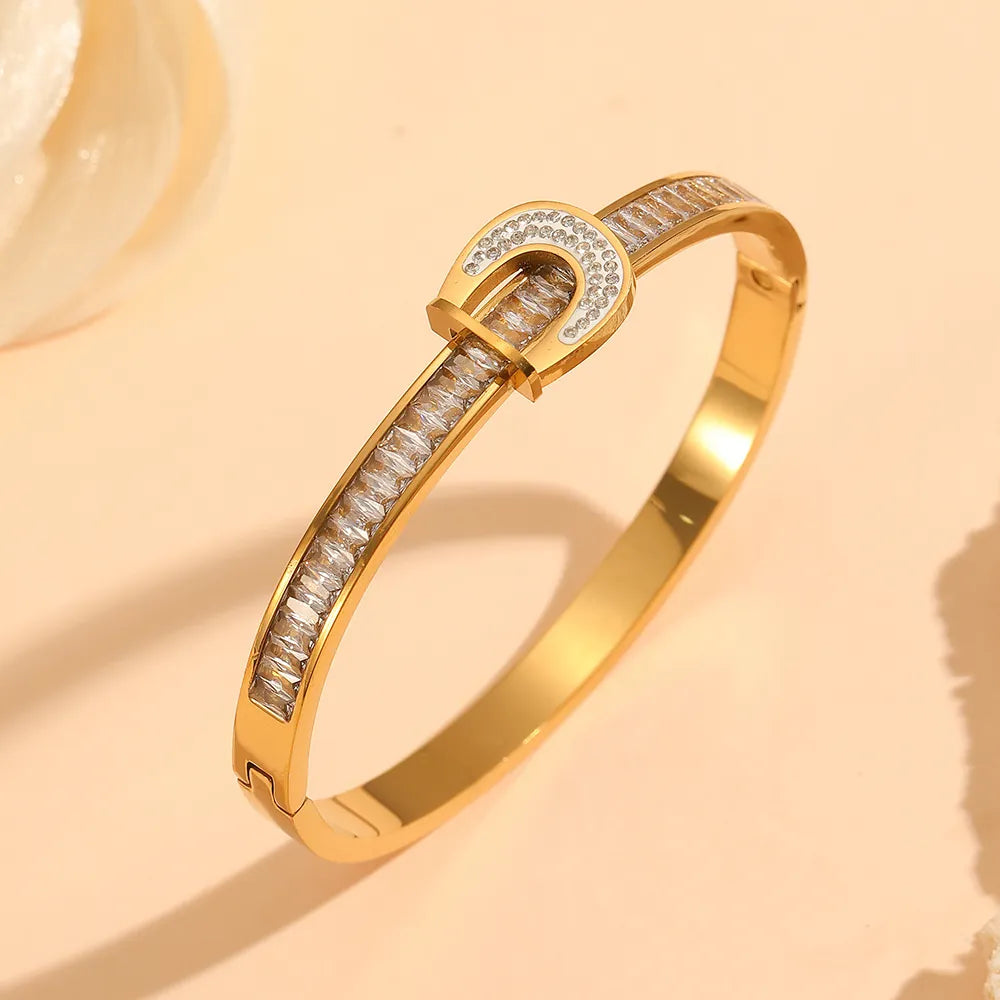 Horseshoe Buckle Bangle
