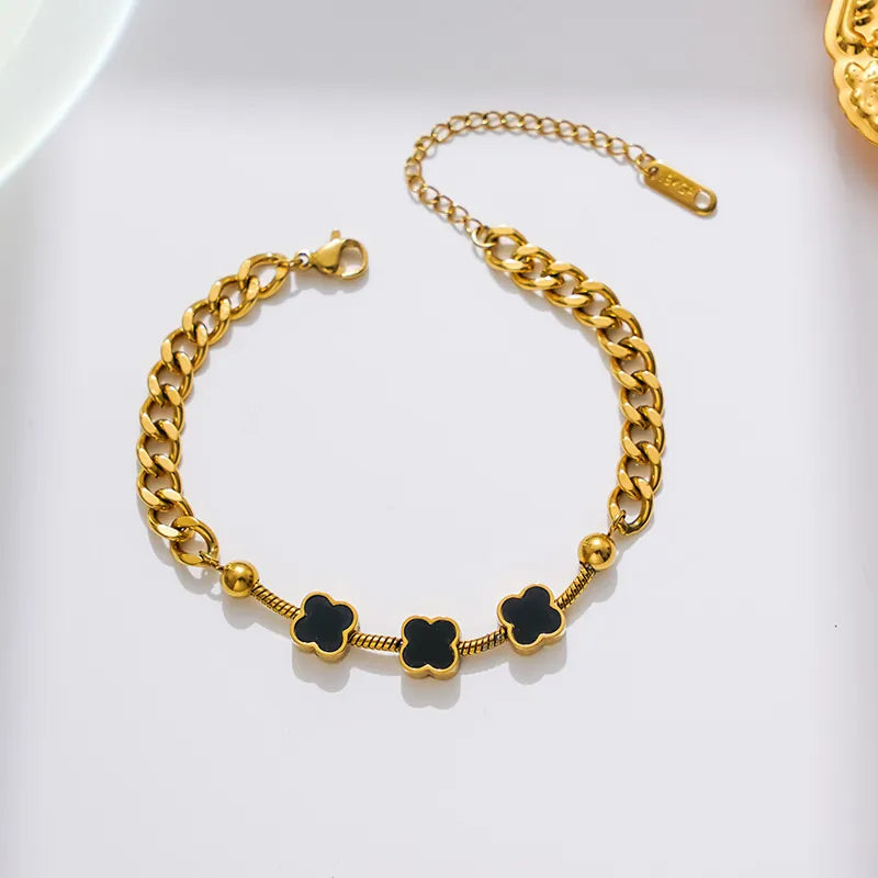 Flower Charm Bracelet - 18K Gold Plated Stainless Steel