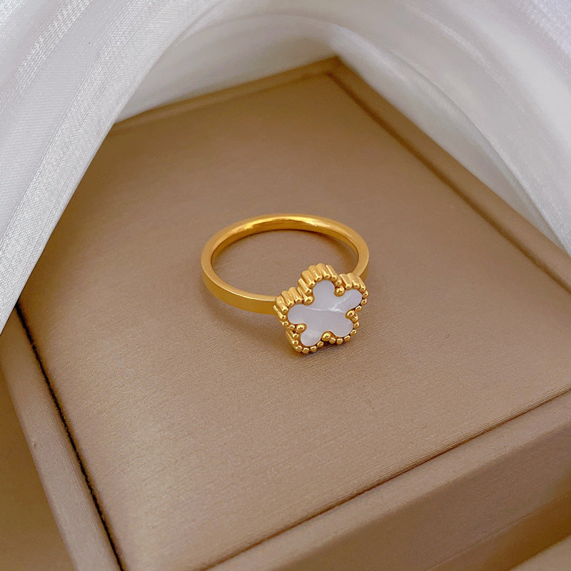 Five Leaf Clover Ring