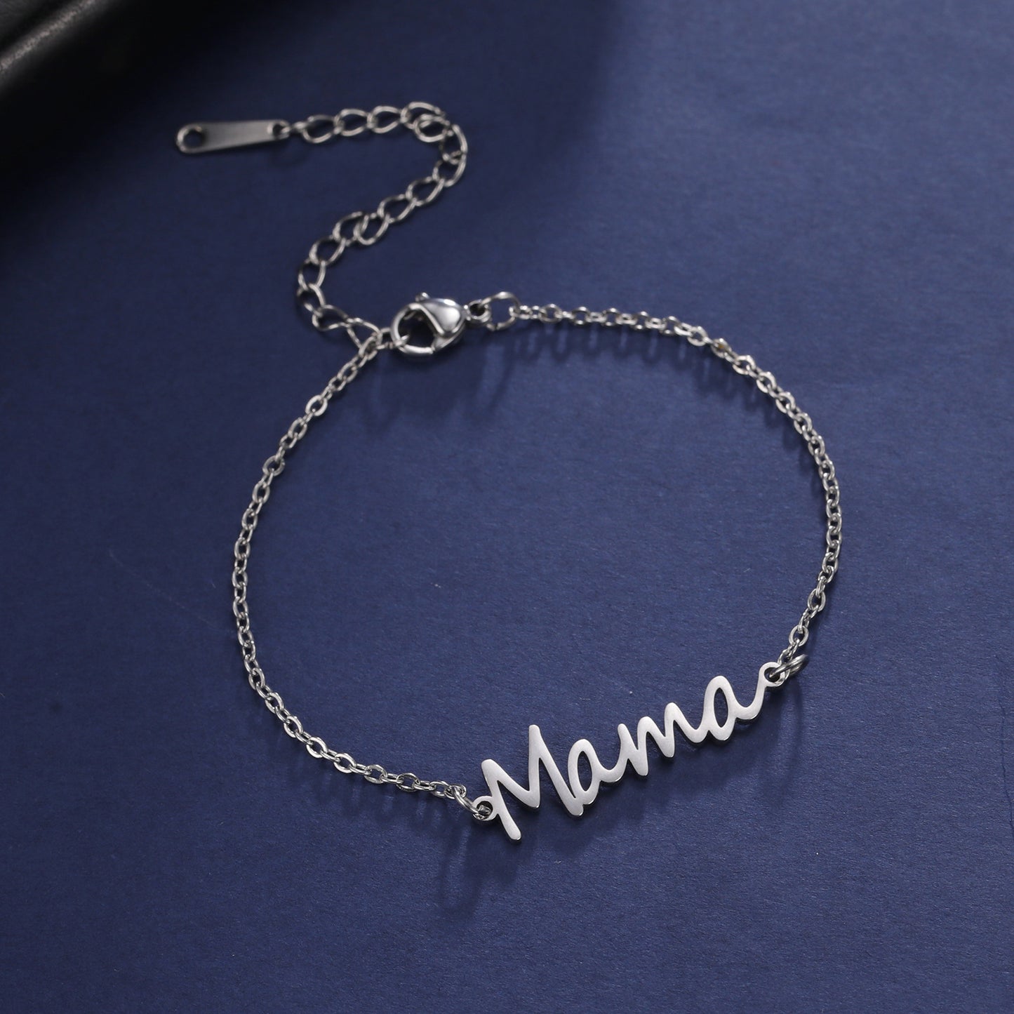 Mama Letter Bracelet - Single Chain