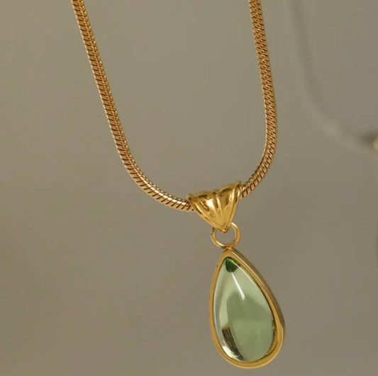Teardrop Pendant Necklace