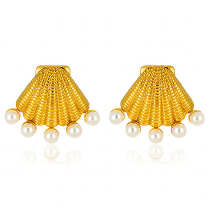 Golden Seashell Pearl Stud Earrings – Ocean-Inspired Gold-Tone Statement Jewelry