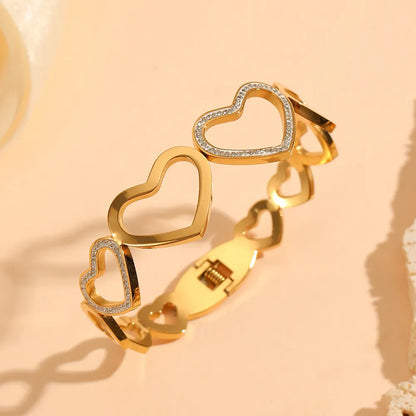 Big Heart Link Bangle