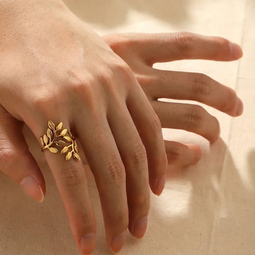 Leafy Ring