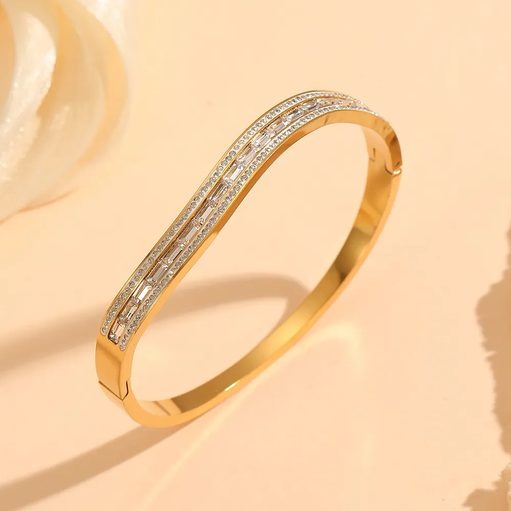 Glow Zircona Bangle