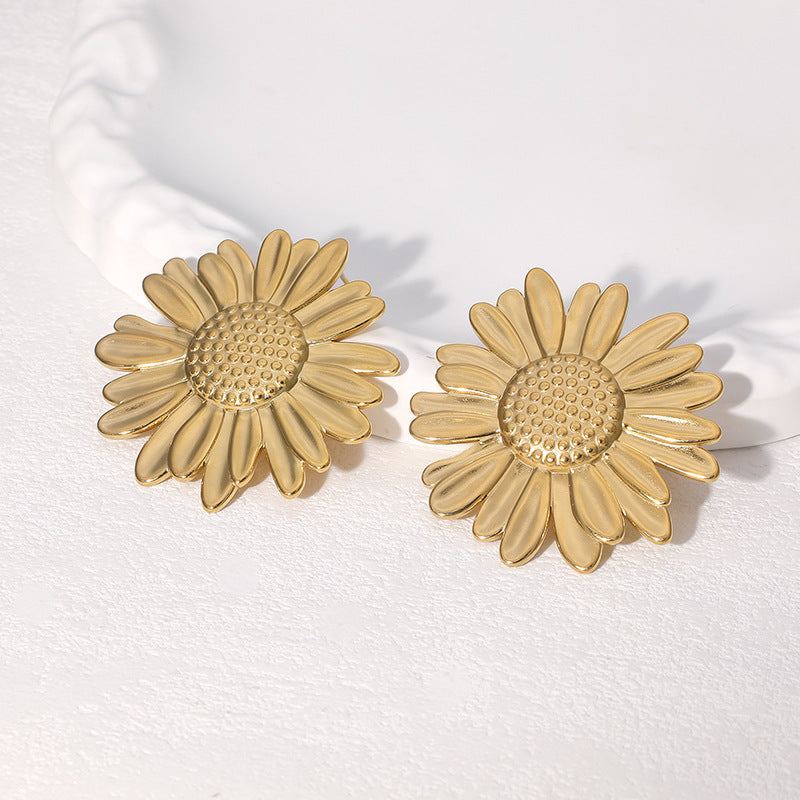 Elegant Sunflower Stud