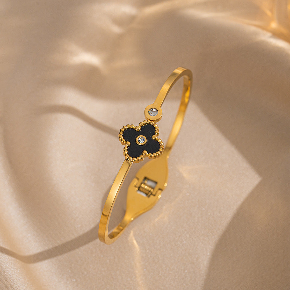 Bracelet trèfle