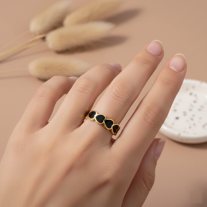 Black heart Ring — 18K Gold Plated