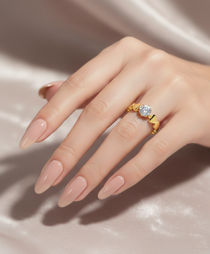 Cœur d'Or – Bague minimaliste inspirée de l'amour