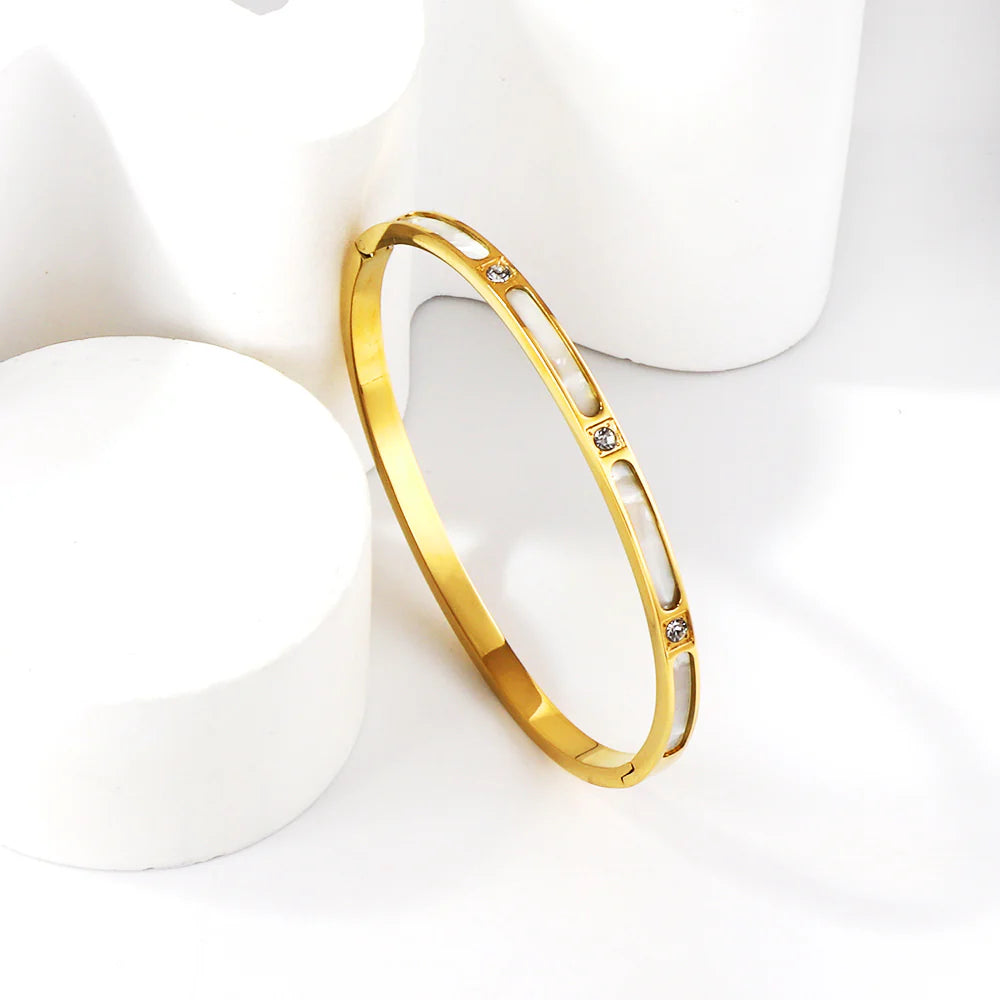 Seashell Trio Diamond Bangle