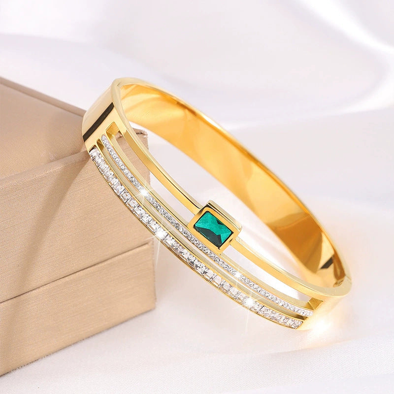 Emerald Luxe Crystal Bangle – 18K Gold Plated Stainless Steel