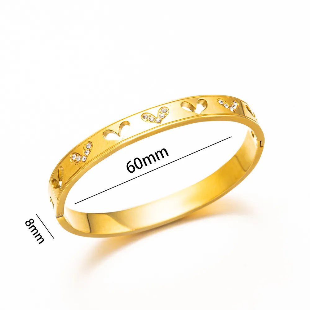 Heart Zircon Bangle
