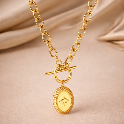 Collier en or Étoile porte-bonheur