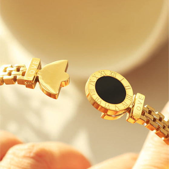 Effortless Glow Bangle