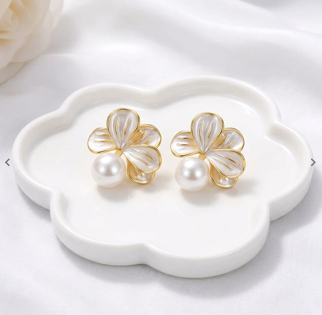 Flower Pearl Stud Earrings – Gold Plated Silver Needle